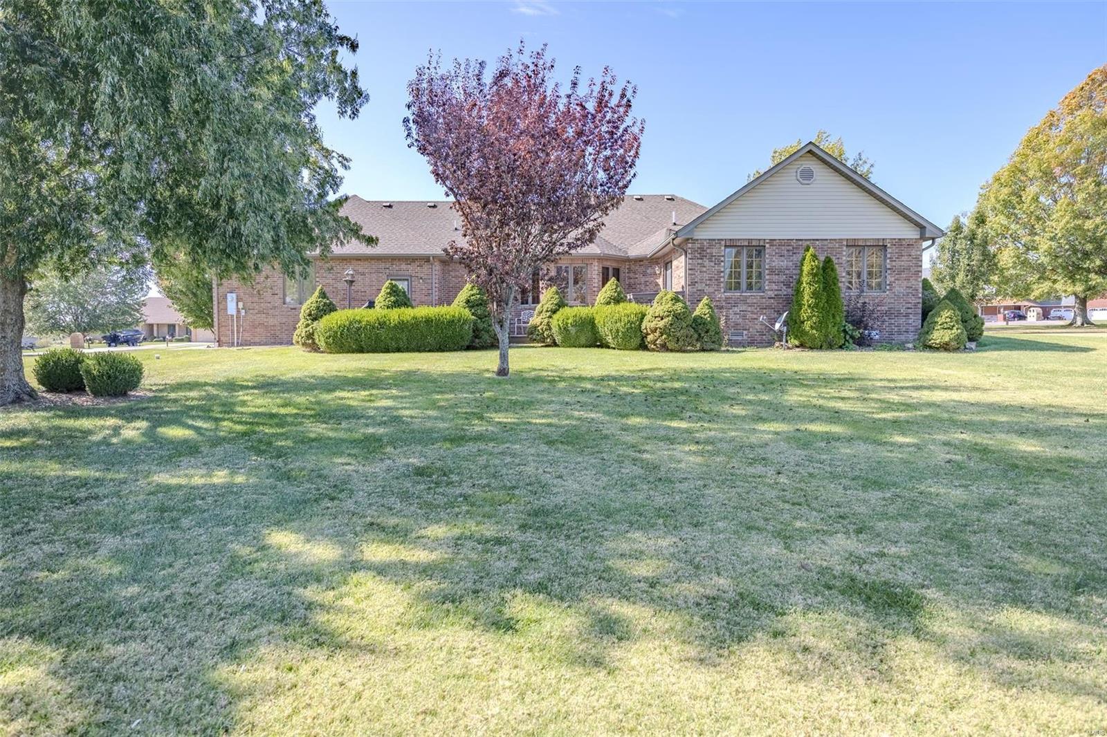 LAKEVIEW ESTATES - Residential