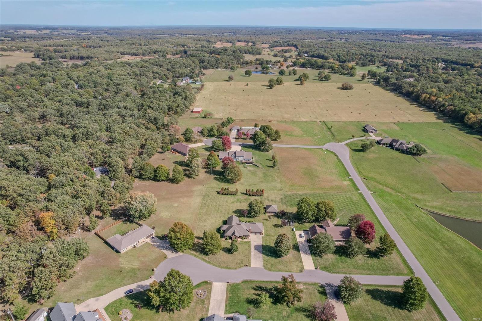 LAKEVIEW ESTATES - Residential