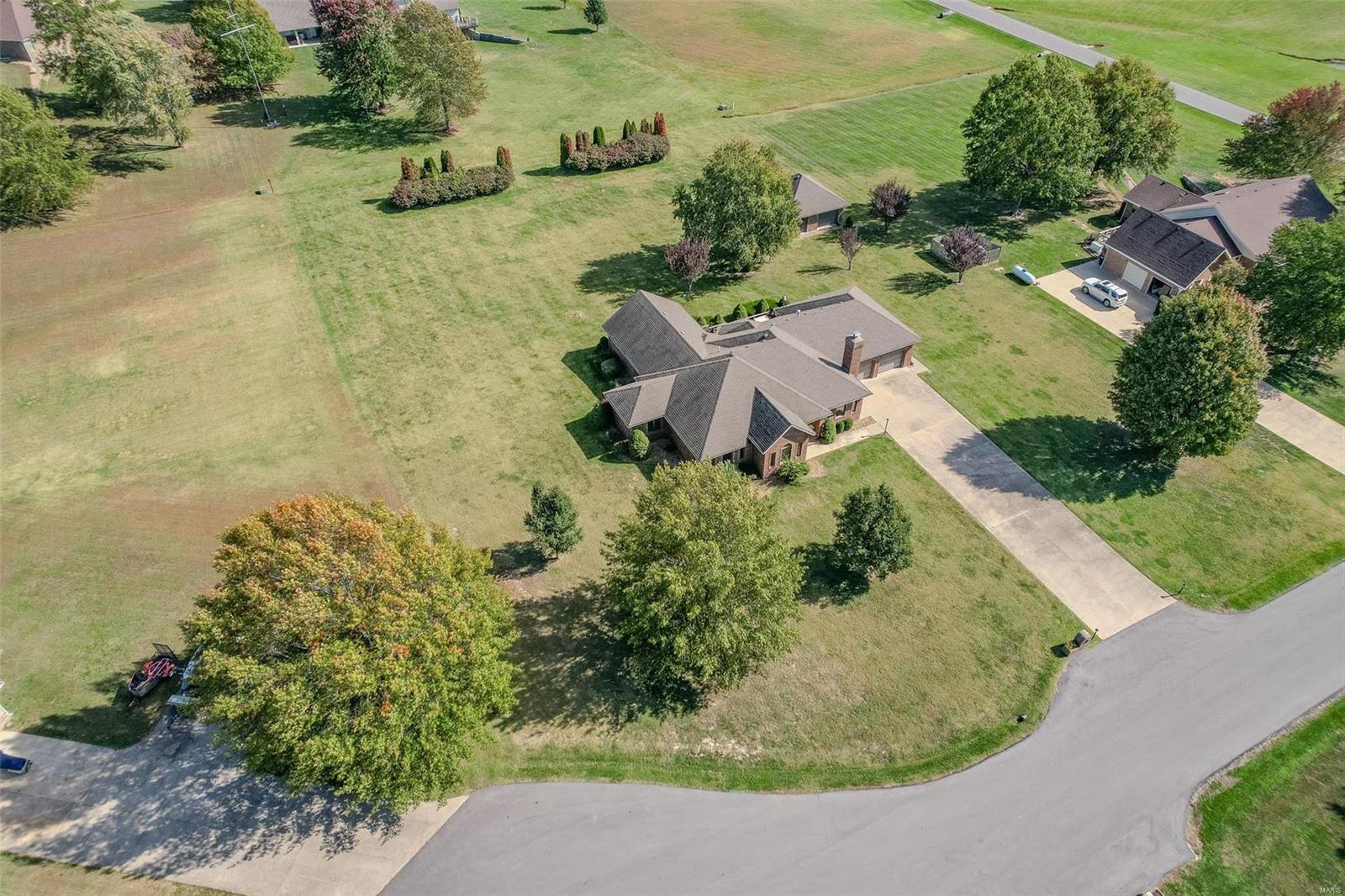 LAKEVIEW ESTATES - Residential