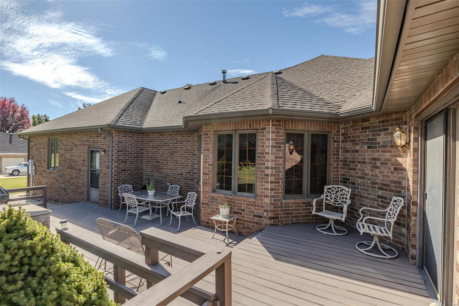 LAKEVIEW ESTATES - Residential