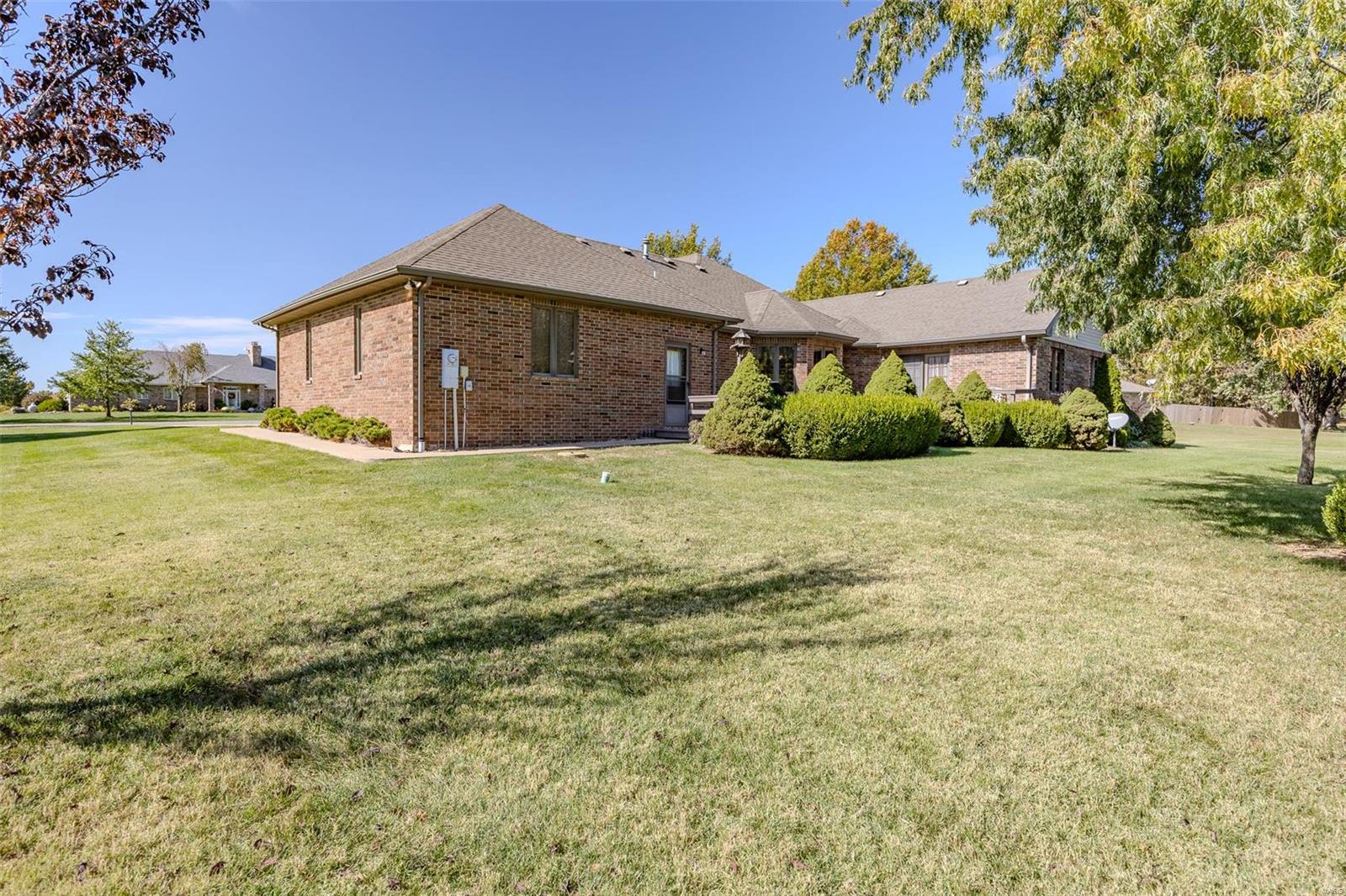 LAKEVIEW ESTATES - Residential