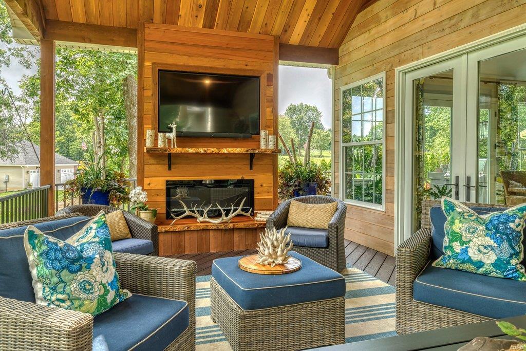 Whitmoor M7 - Residential