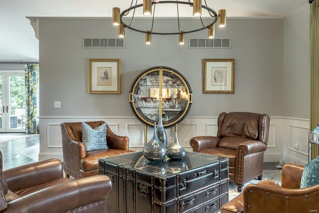 Whitmoor M7 - Residential