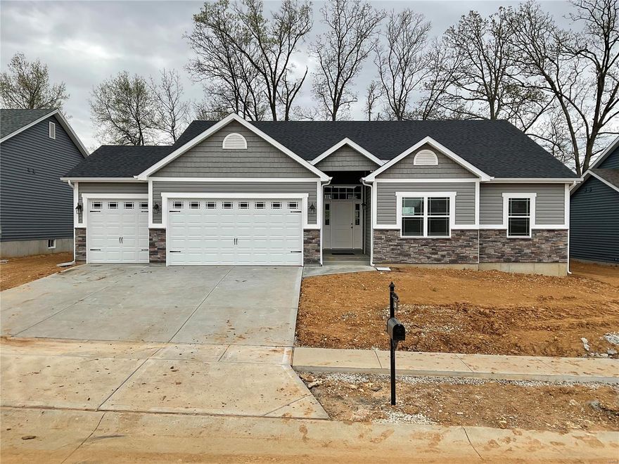 MOVE IN READY!!!!!  Another incredible new build from Jeff Kelly Homes! This luxurious new home has many desirable features and upgrades such as a sodded front and rear yard landscaping package, iron mail box, landscaping, decorative sill high stone front elevation, coach lights, garage door opener, upgraded cabinets, granite countertops, wood floors and so much more! Hurry and schedule your appointment ASAP, this one won’t last long!