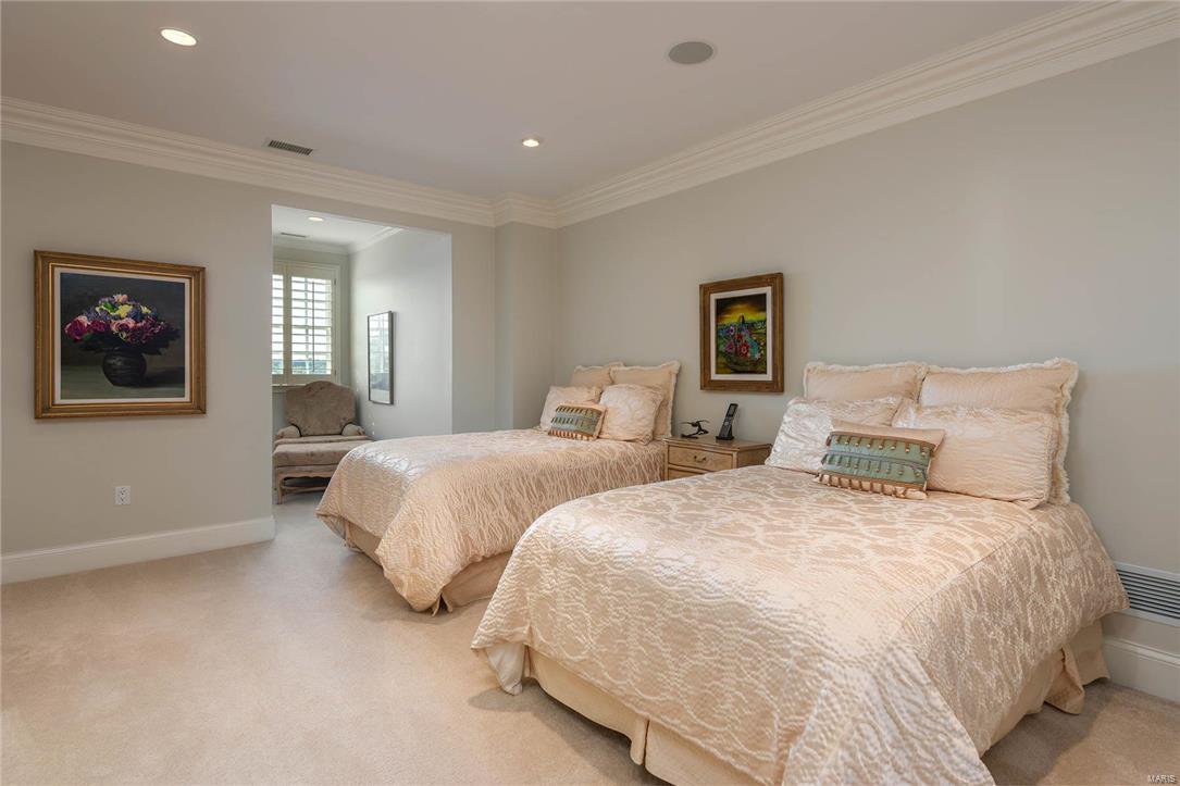 Richmond Place Condo - Residential