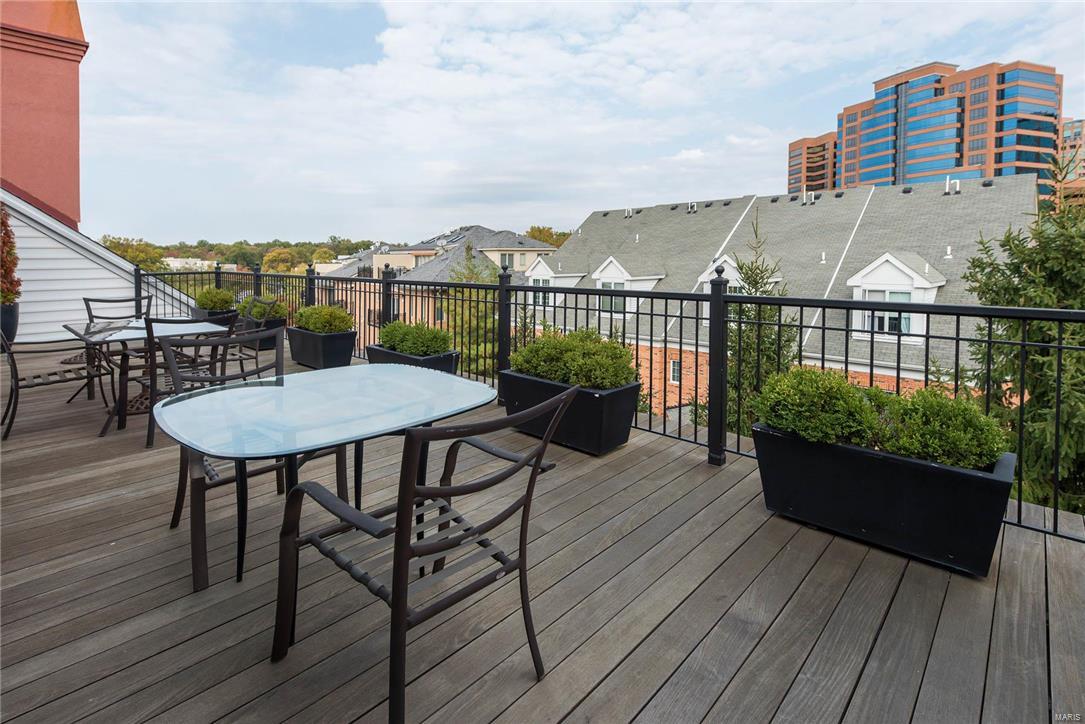 Richmond Place Condo - Residential