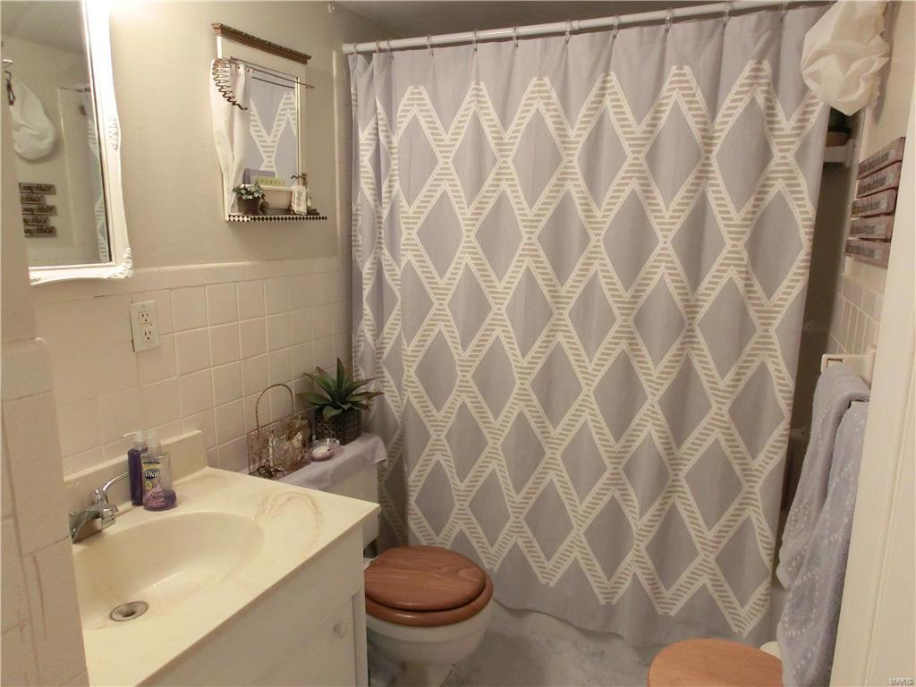 Sakura Gardens Condo - Residential