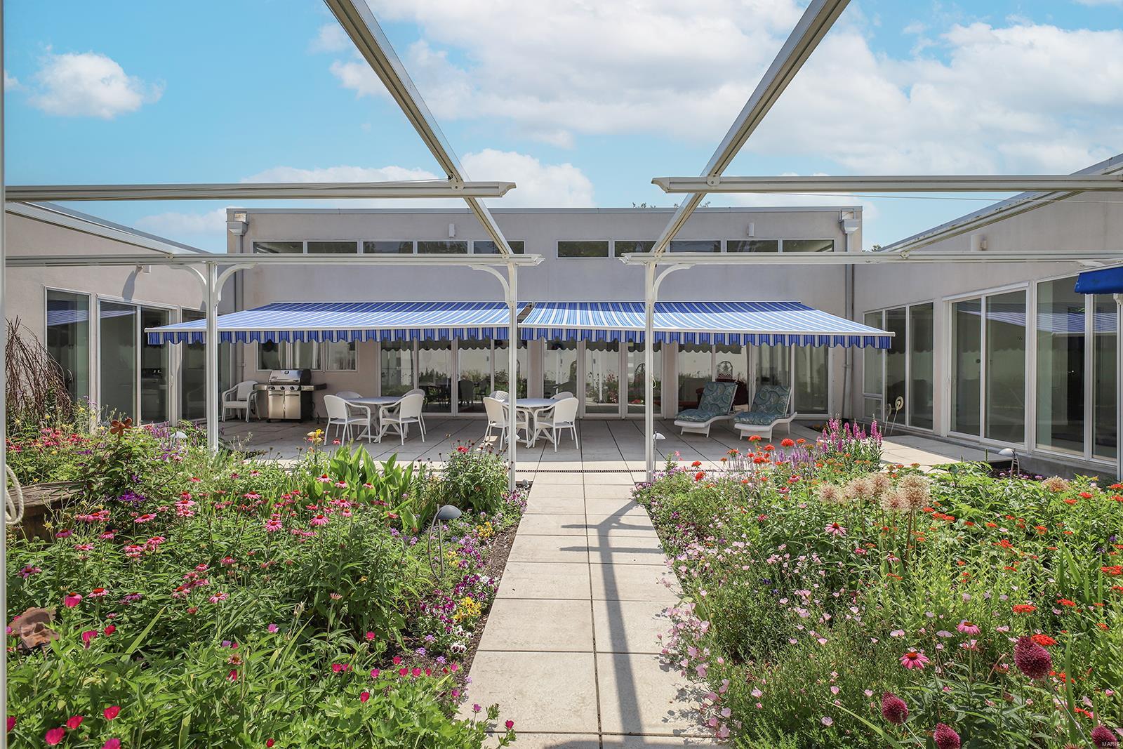 Oak Park Estate - Residential