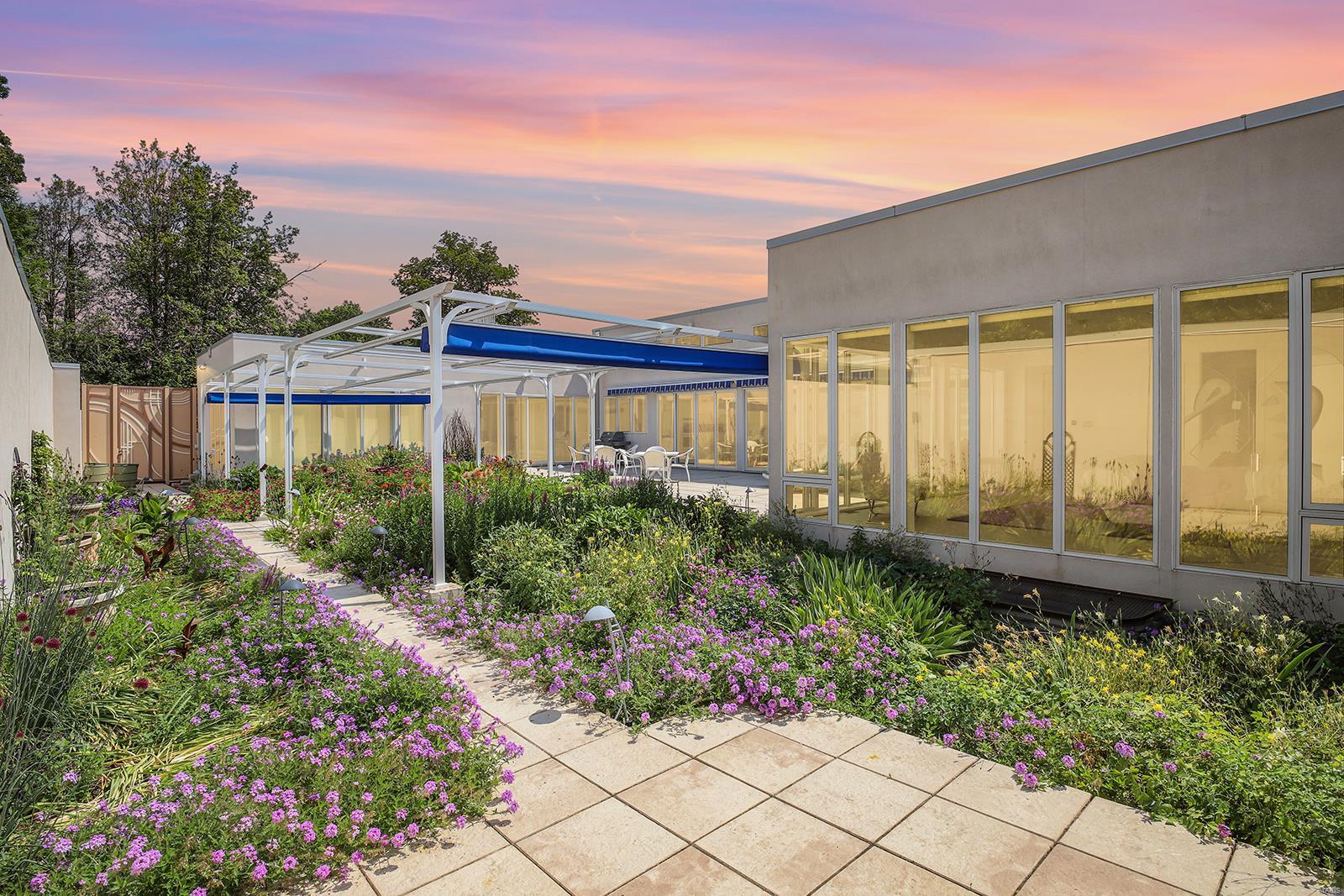 Oak Park Estate - Residential