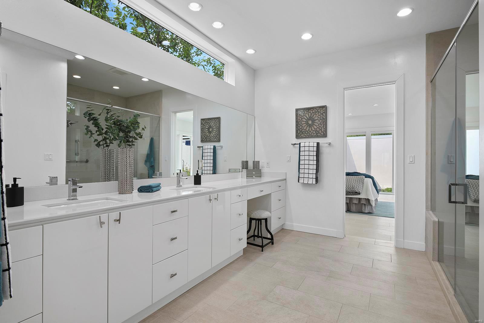 Oak Park Estate - Residential