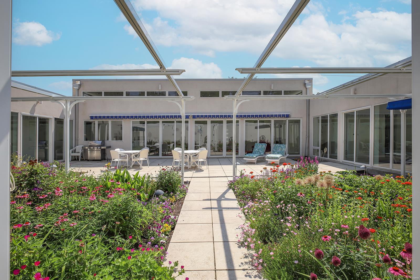 Oak Park Estate - Residential