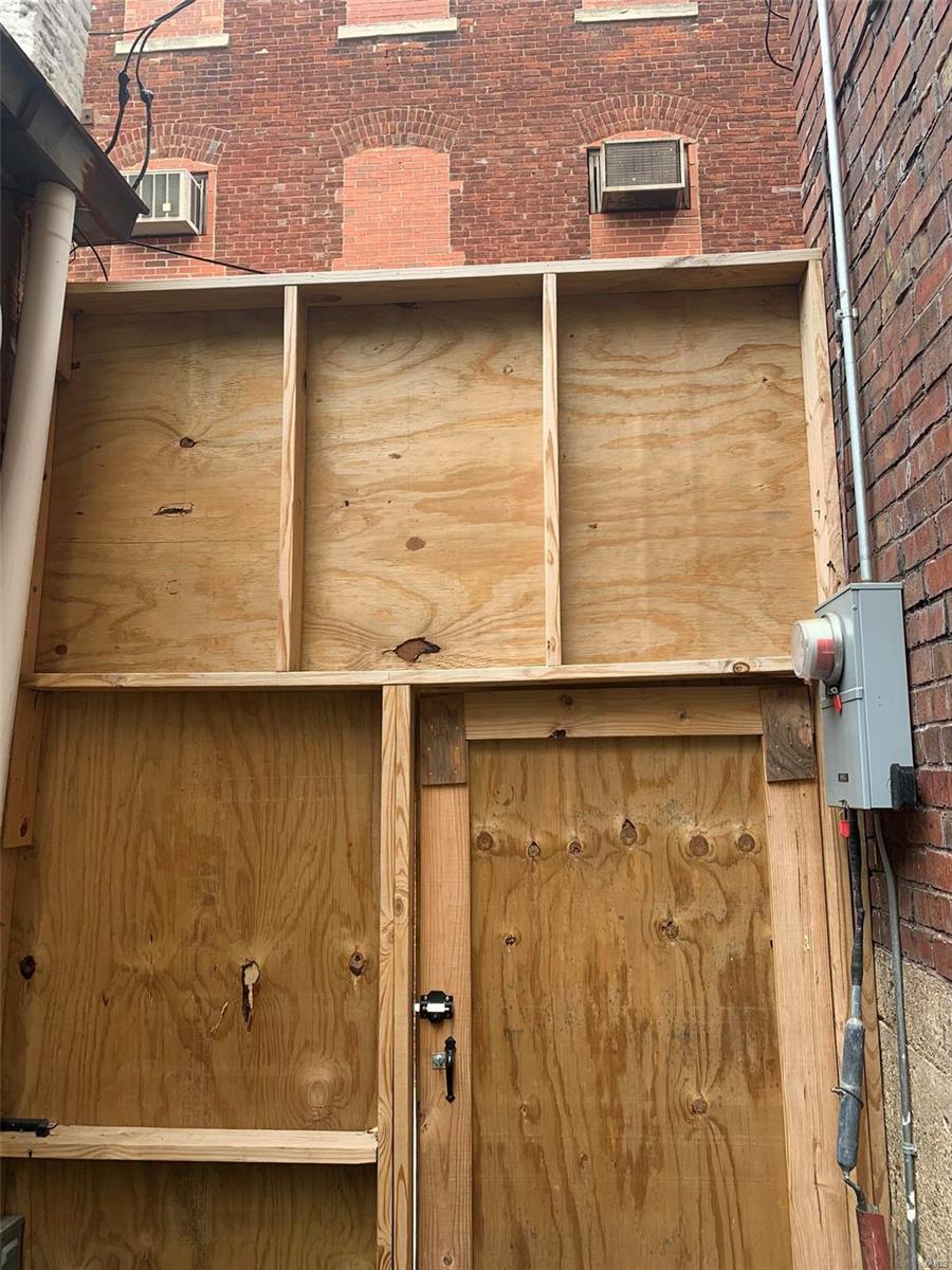 NA - Commercial Sale