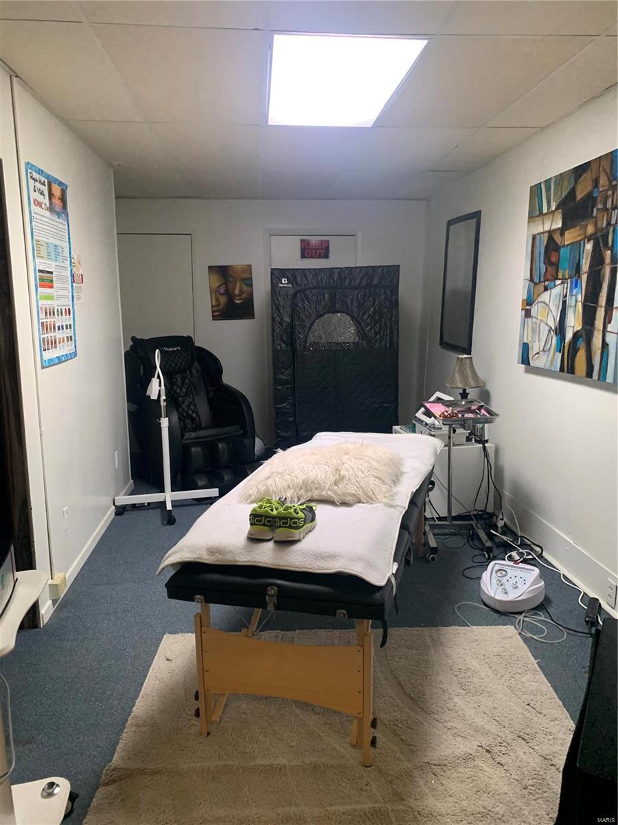 NA - Commercial Sale