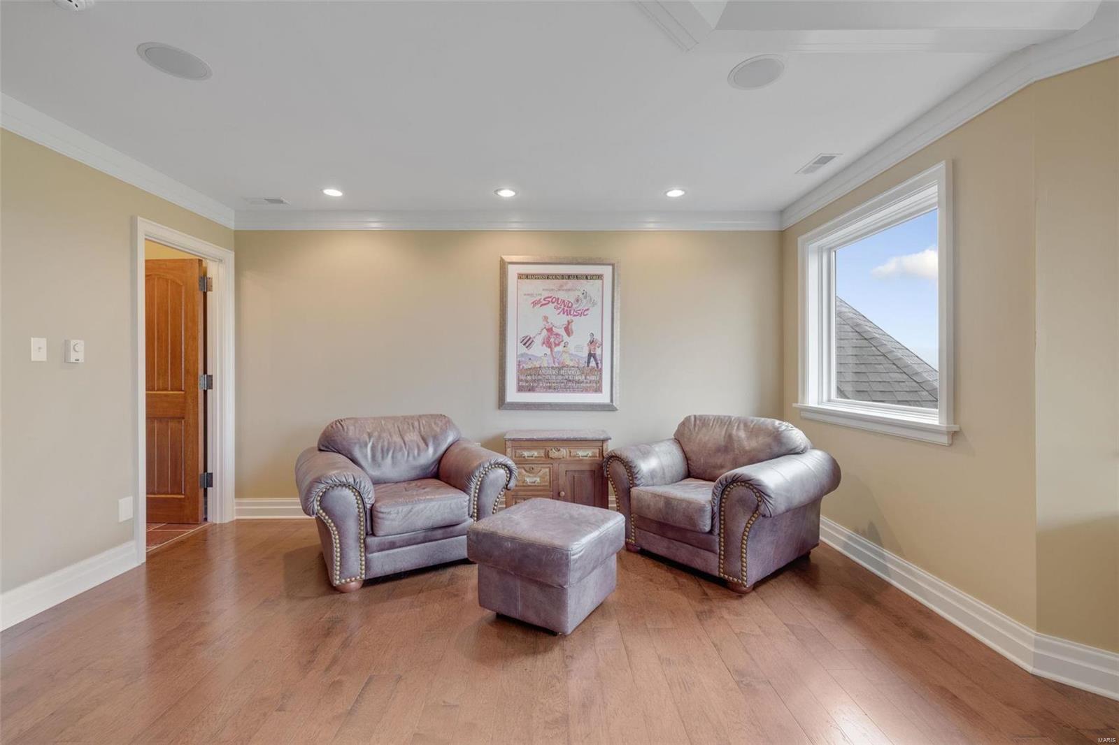 Crescent Bluff Lt 12 & Sec 32-44-4 - Residential