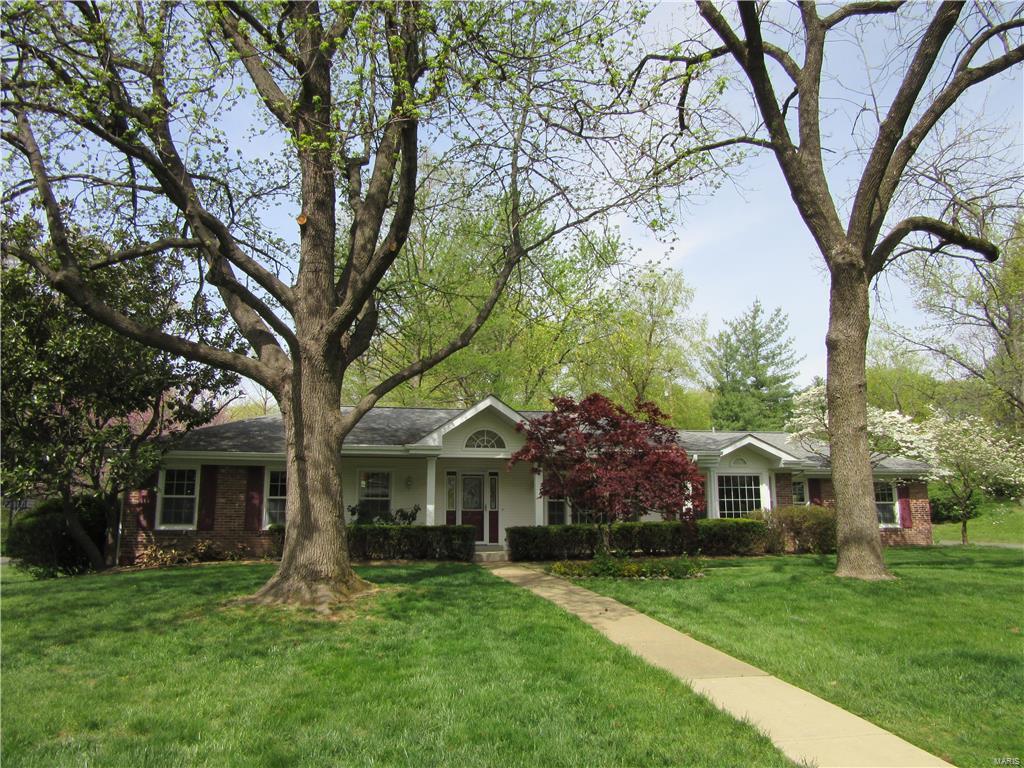 Tennyson Manor - Residential