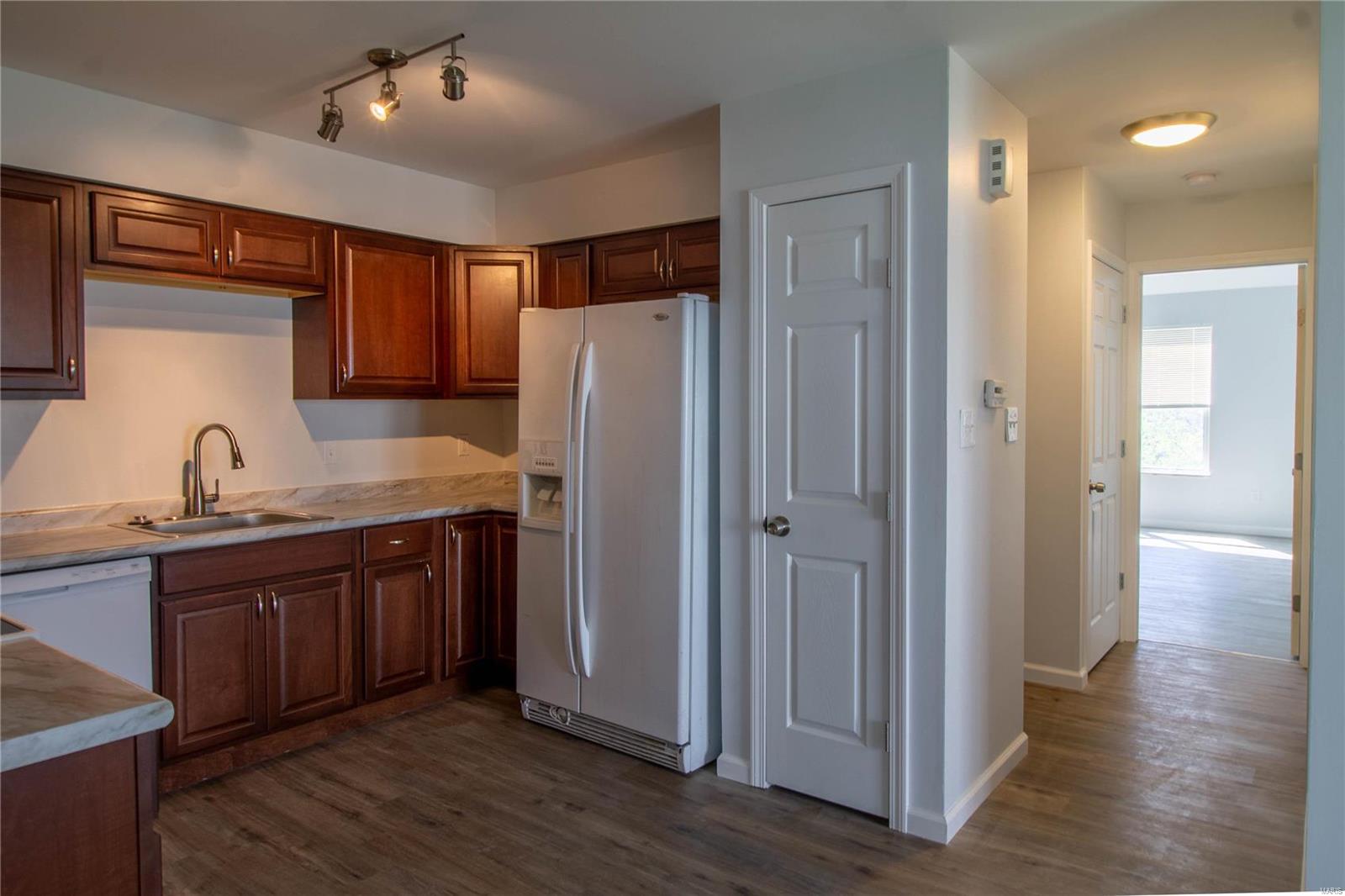 Cascades One The Amd - Residential Lease