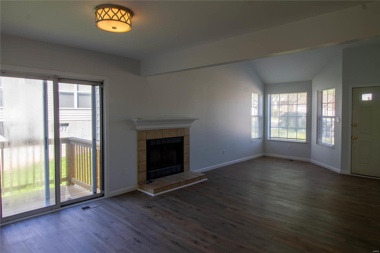 Cascades One The Amd - Residential Lease