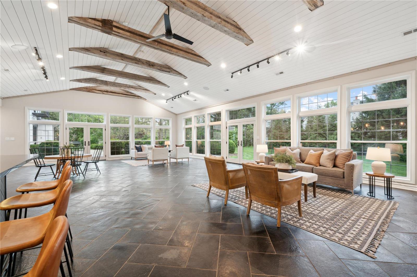 Carberry Heights - Residential