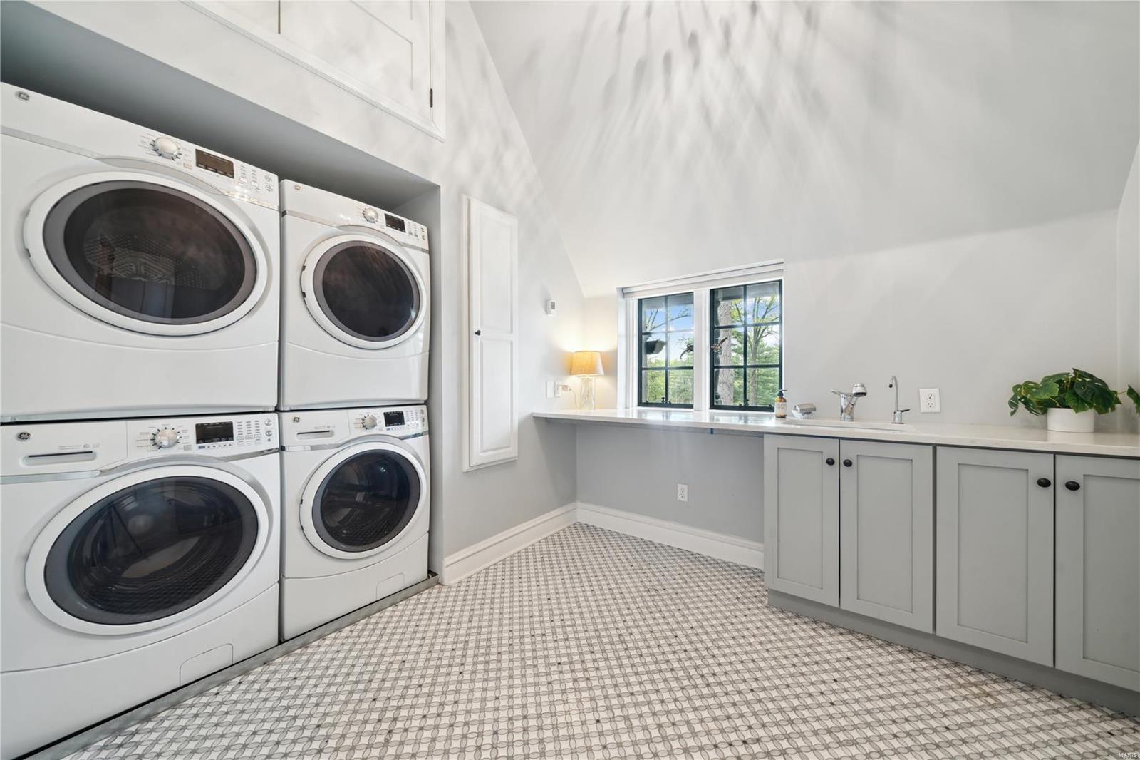 Carberry Heights - Residential