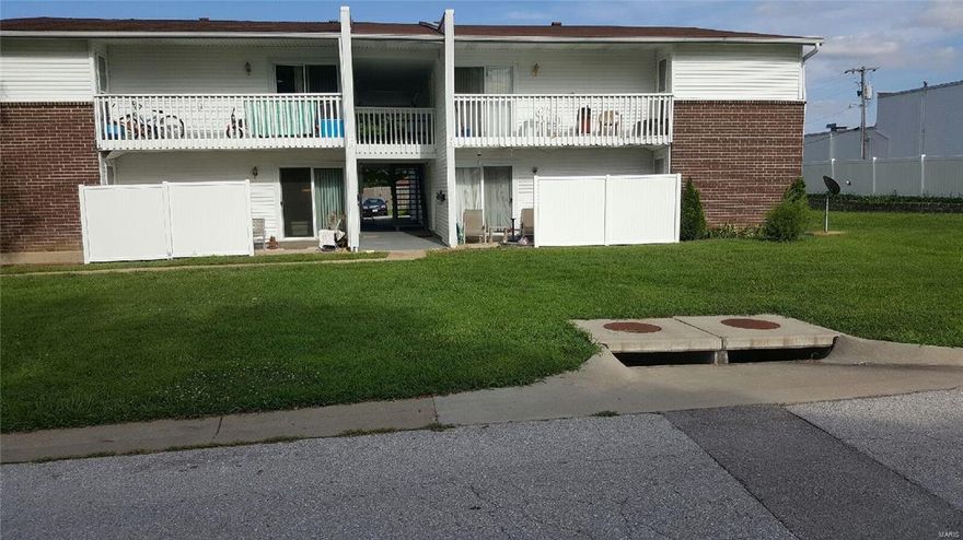This 32 unit apartment complex in the heart of Wentzville. There are 32 2 bedroom units that rent for $650 but could be much higher. The complex is in front of the Wentzville Middle school and there is rarely a vacancy. These units are all electric. Pictures to follow