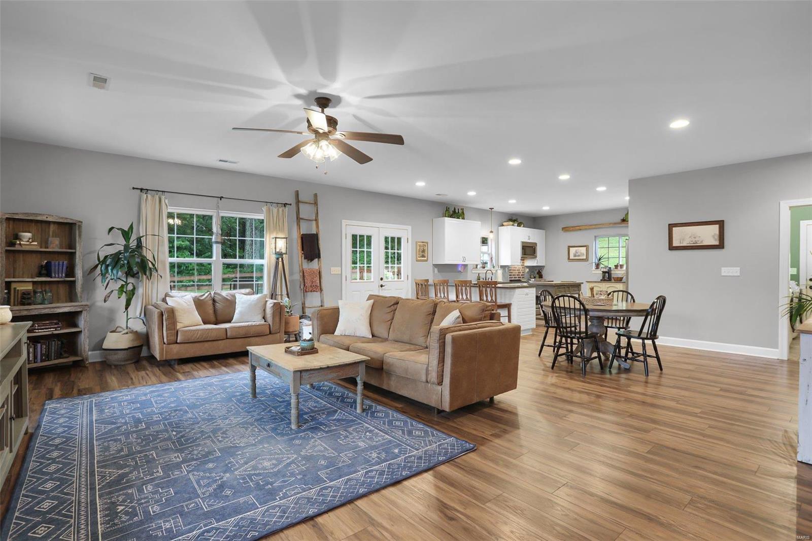 Stone Ridge Lake - Residential