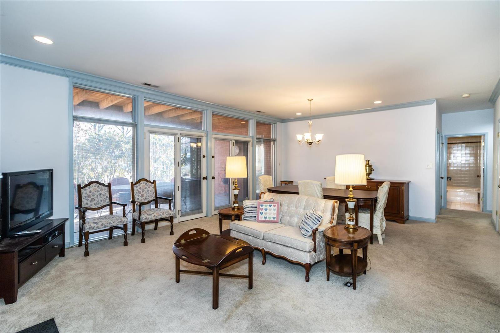 Oaks In Olde Towne - Residential