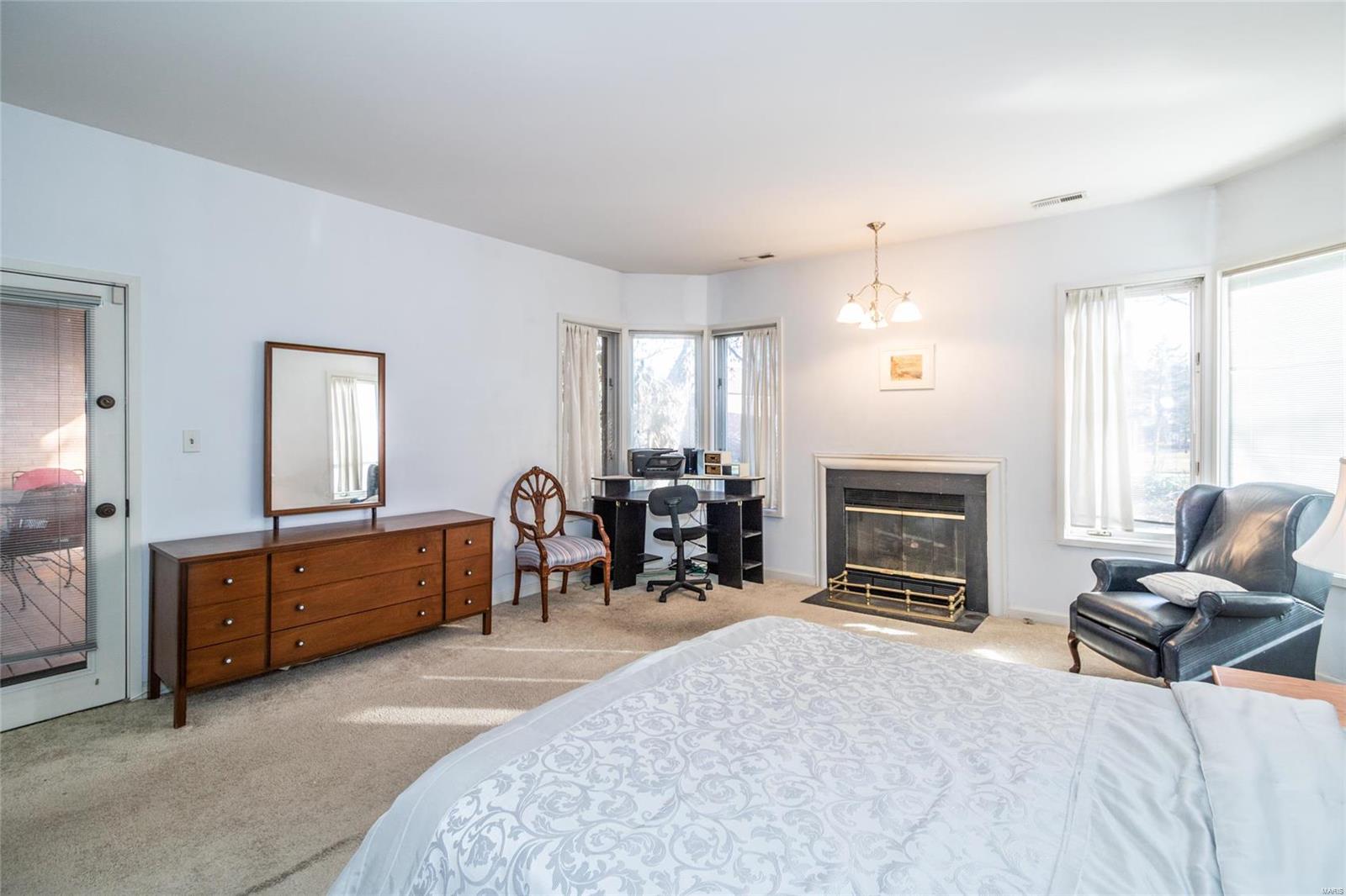 Oaks In Olde Towne - Residential