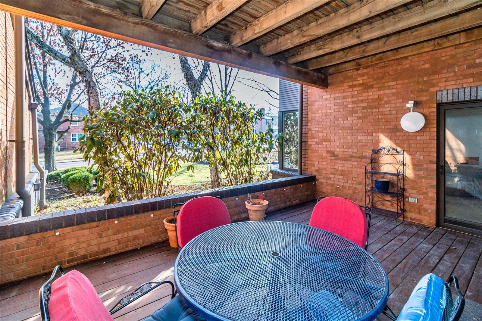 Oaks In Olde Towne - Residential