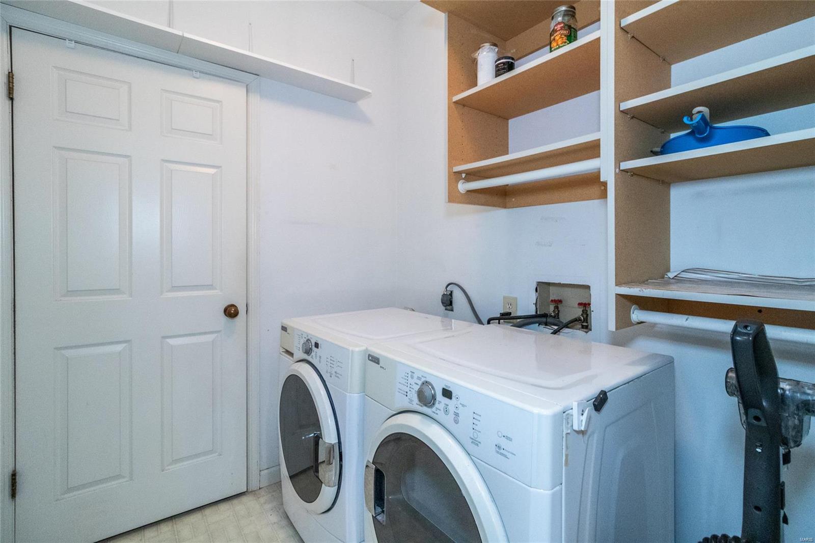 Oaks In Olde Towne - Residential
