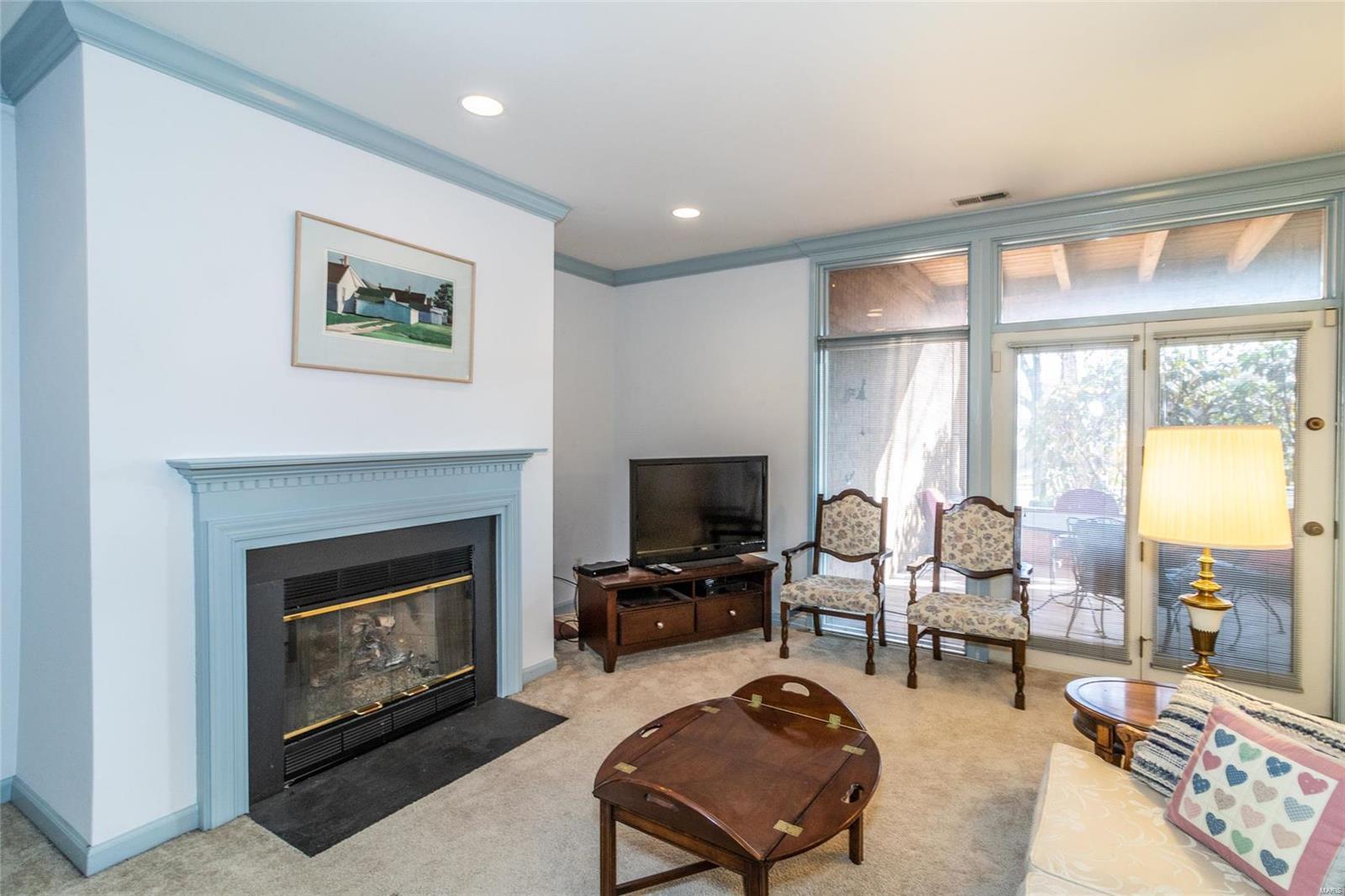 Oaks In Olde Towne - Residential