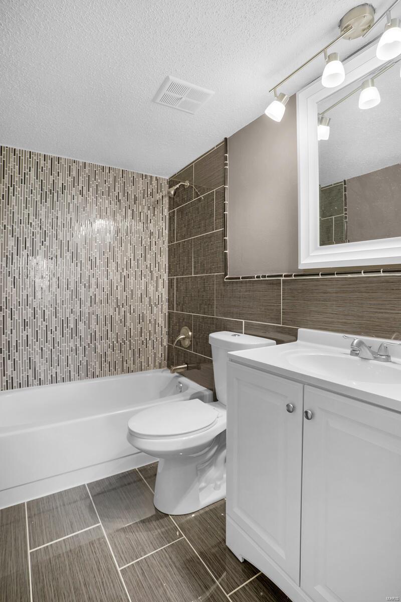 Spring Creek Condo Ph 8 - Residential