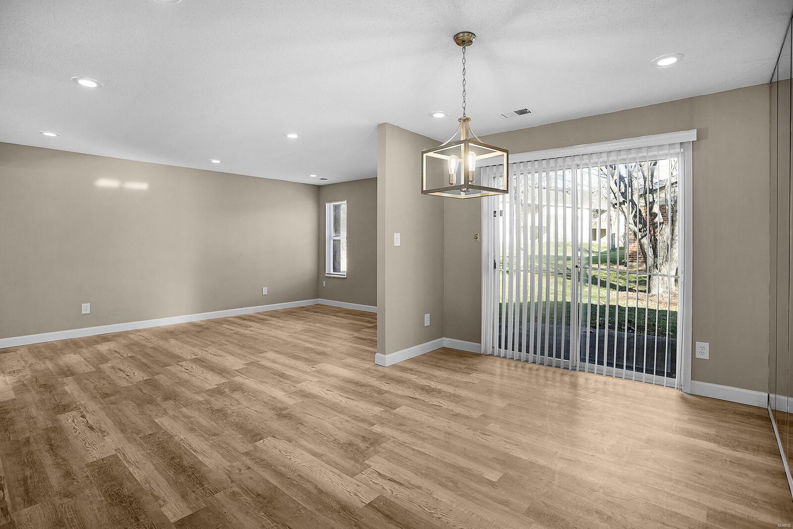 Spring Creek Condo Ph 8 - Residential