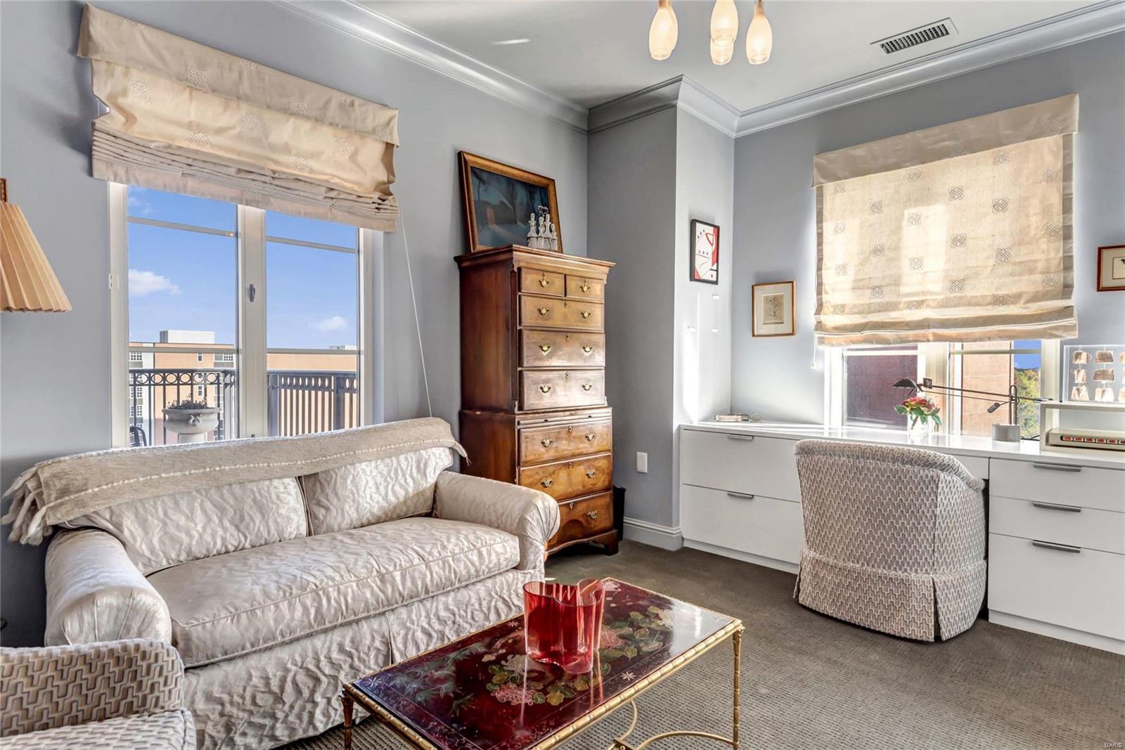 Plaza In Clayton A Condo The - Residential