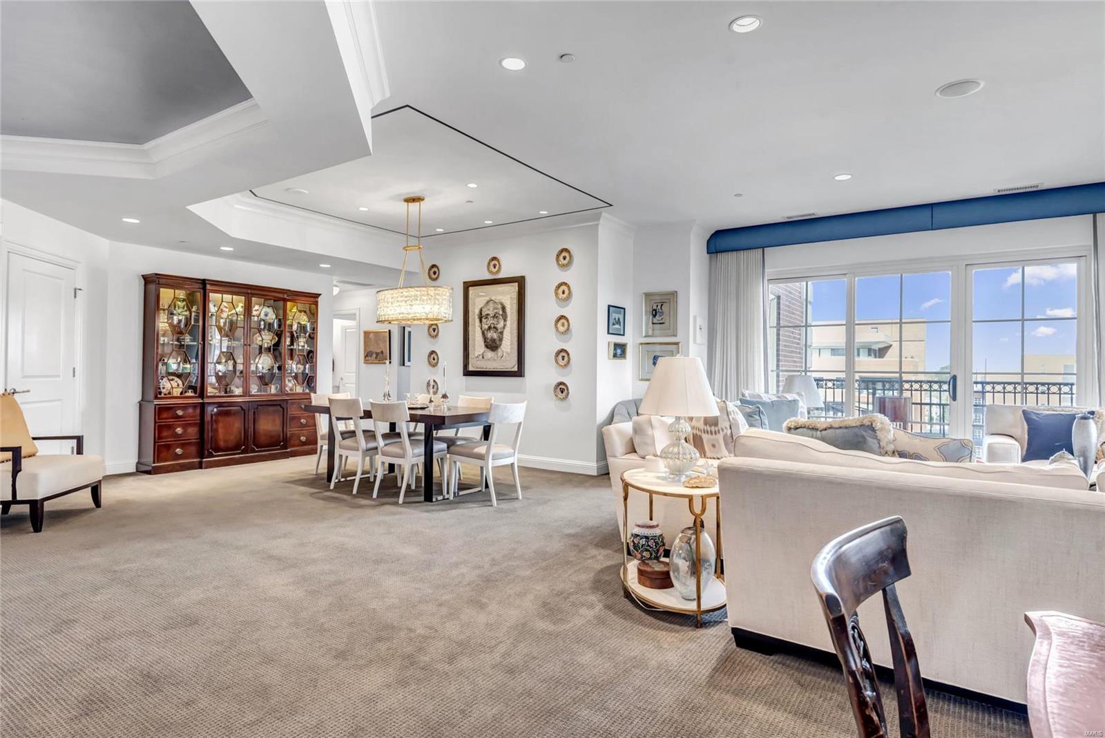 Plaza In Clayton A Condo The - Residential