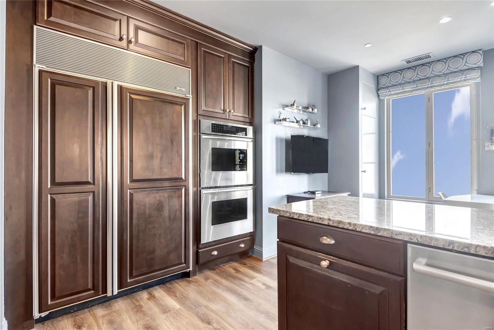 Plaza In Clayton A Condo The - Residential