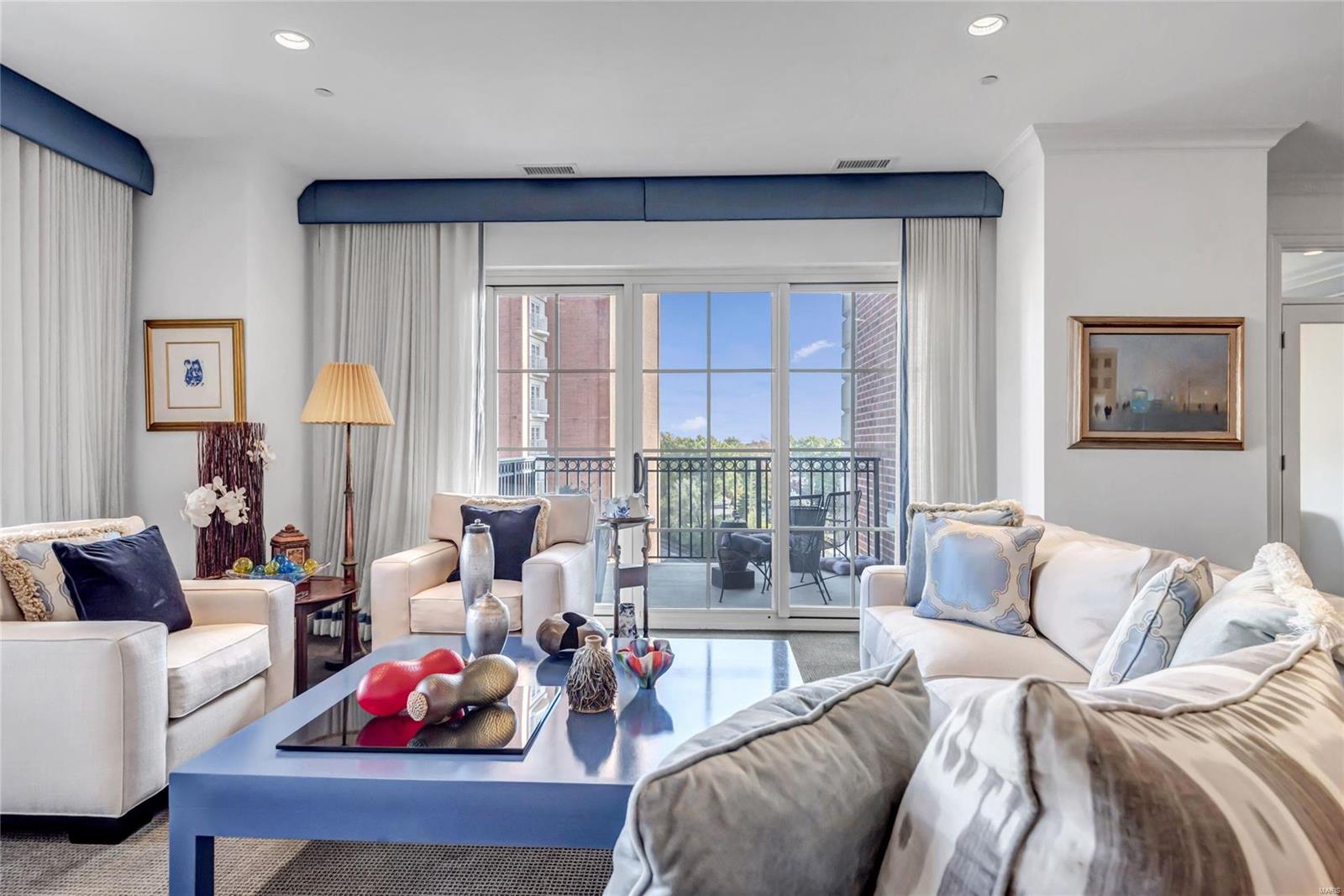 Plaza In Clayton A Condo The - Residential