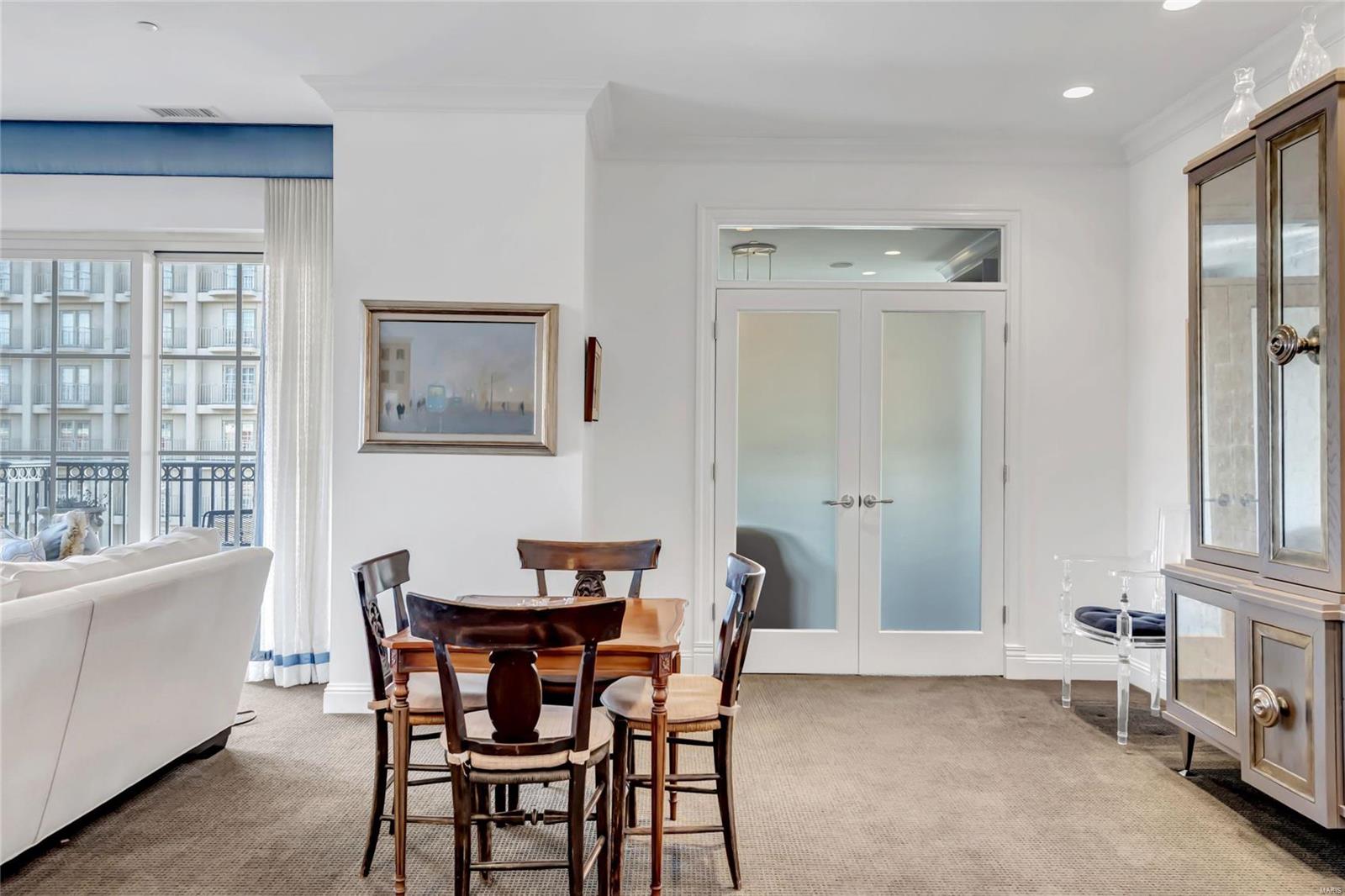 Plaza In Clayton A Condo The - Residential