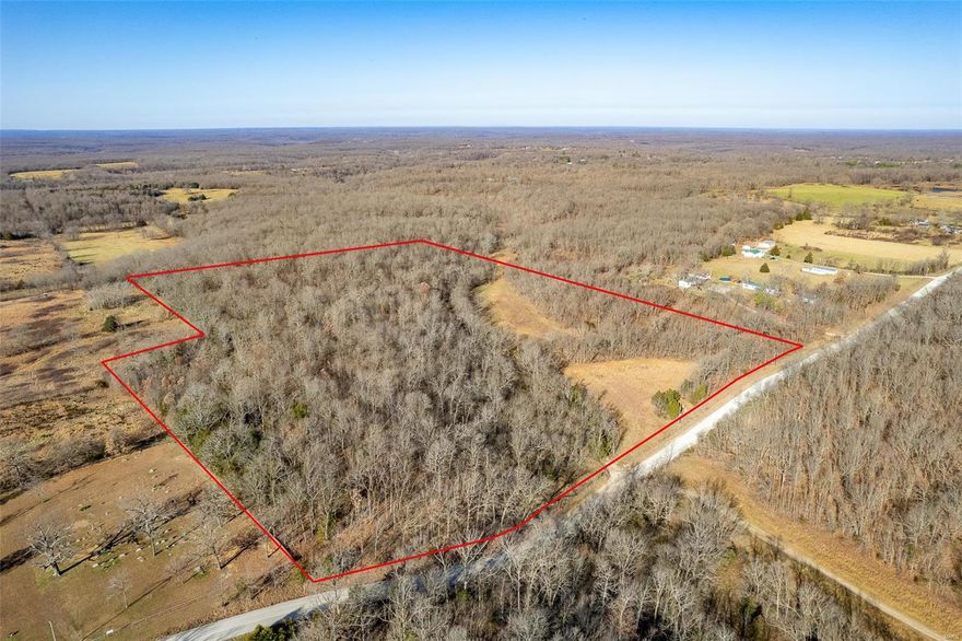 30 acres located just outside of Lebanon, MO and minutes from Bennett Spring State Park! This property is perfect for hunting or building your forever home! Easy access to Lake of the Ozarks as well! Want to build a tiny home? Need a place for a camper? This acreage is a blank canvas ready for you! Be sure to check out the flyover video for a birds eye view!