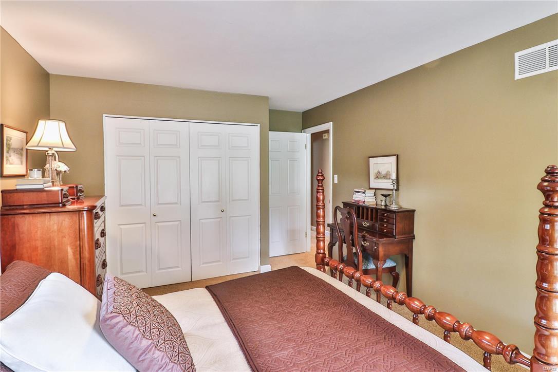 Ladue Trails - Residential