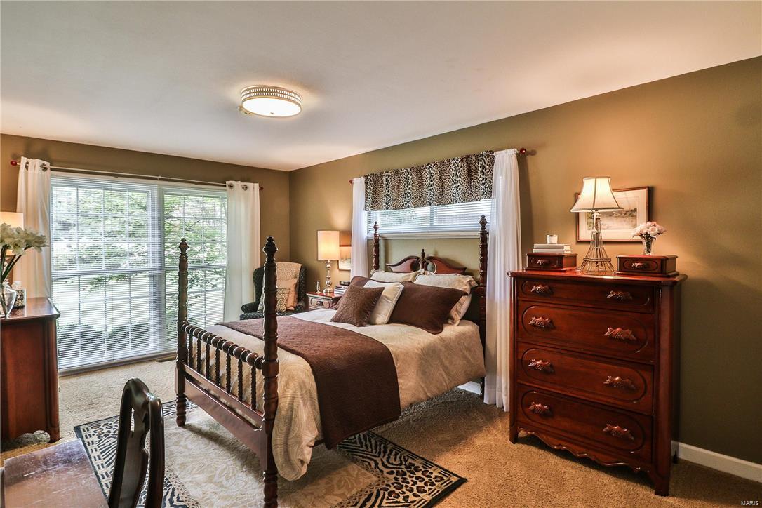 Ladue Trails - Residential