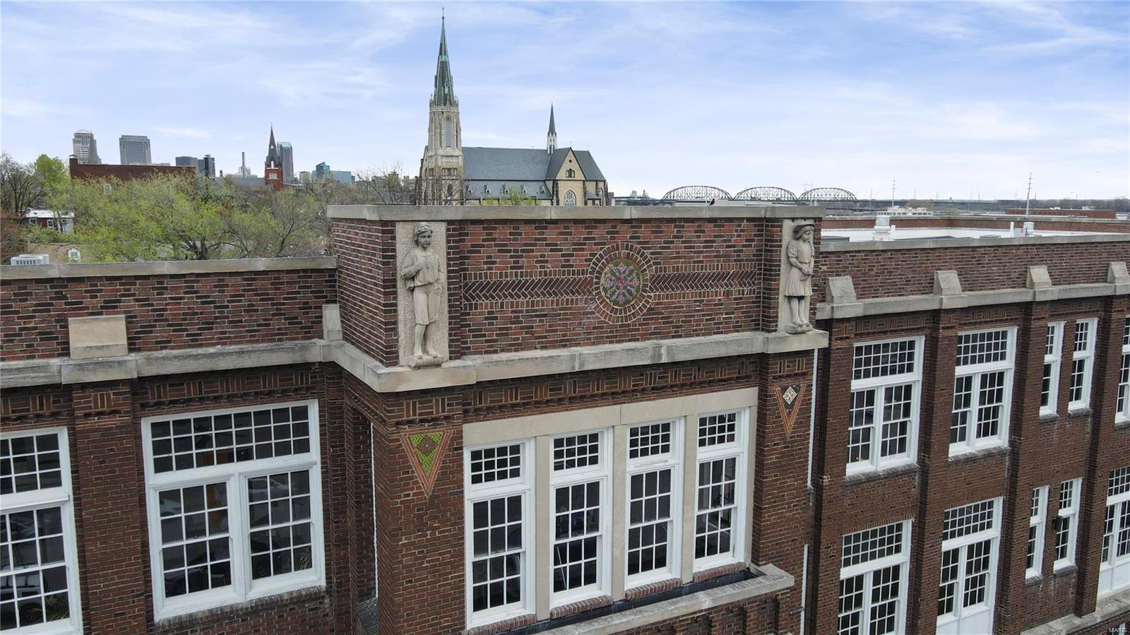 Soulard - Residential Income