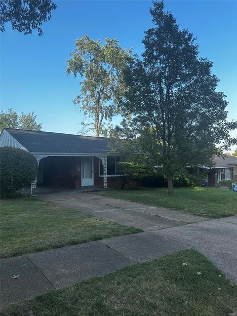 7525 dajoby University City MO 63130