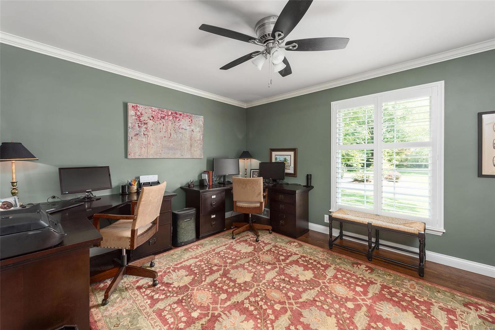 Coach-N-Four - Residential