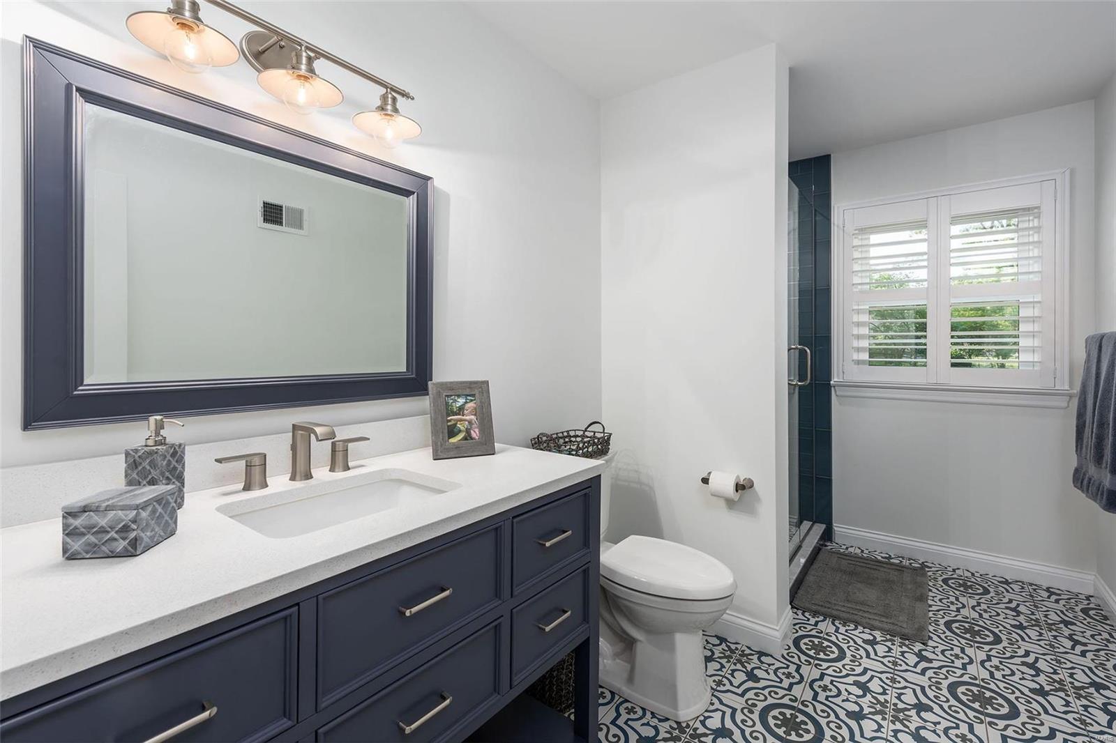 Coach-N-Four - Residential