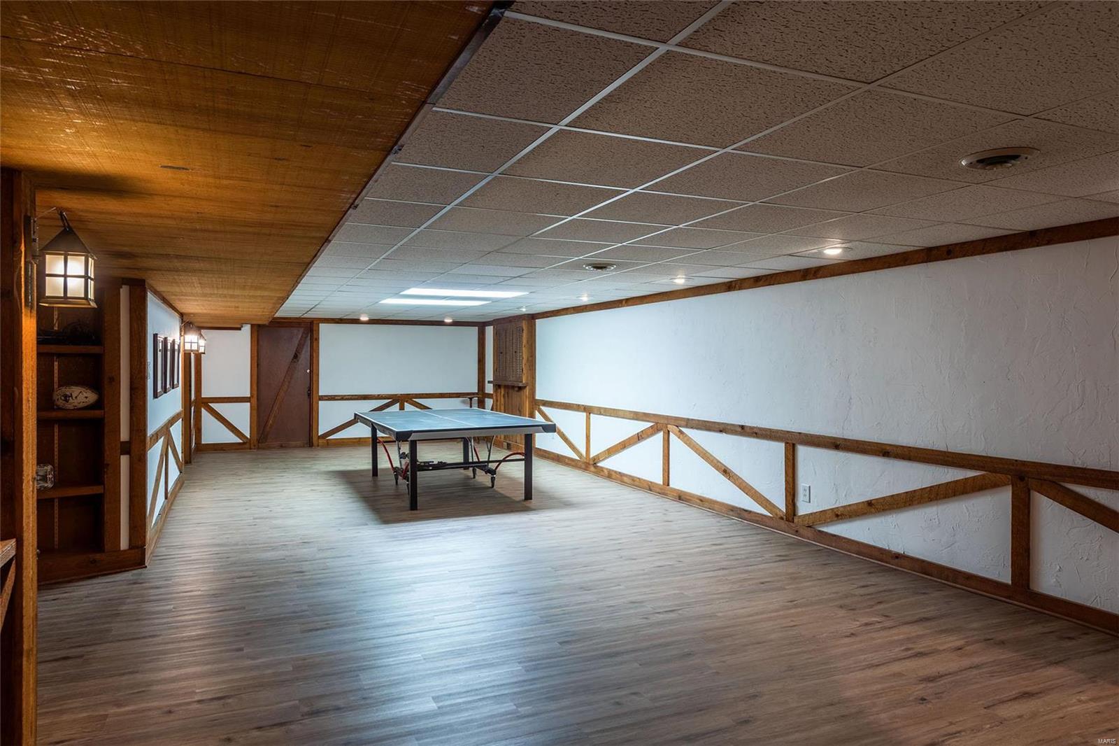 Coach-N-Four - Residential