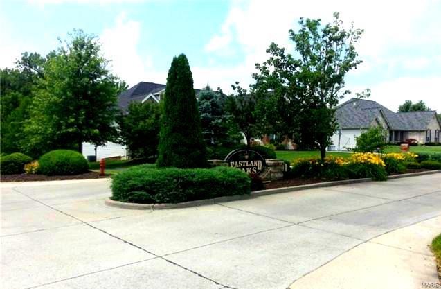 Eastland Oaks - Land