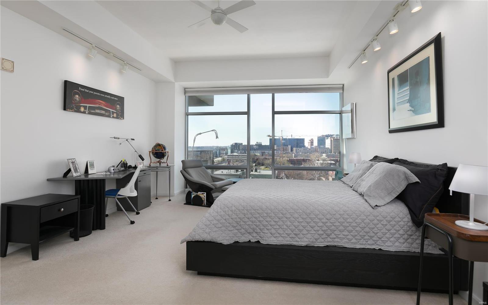 4545 LINDELL CONDOMINIUM - Residential