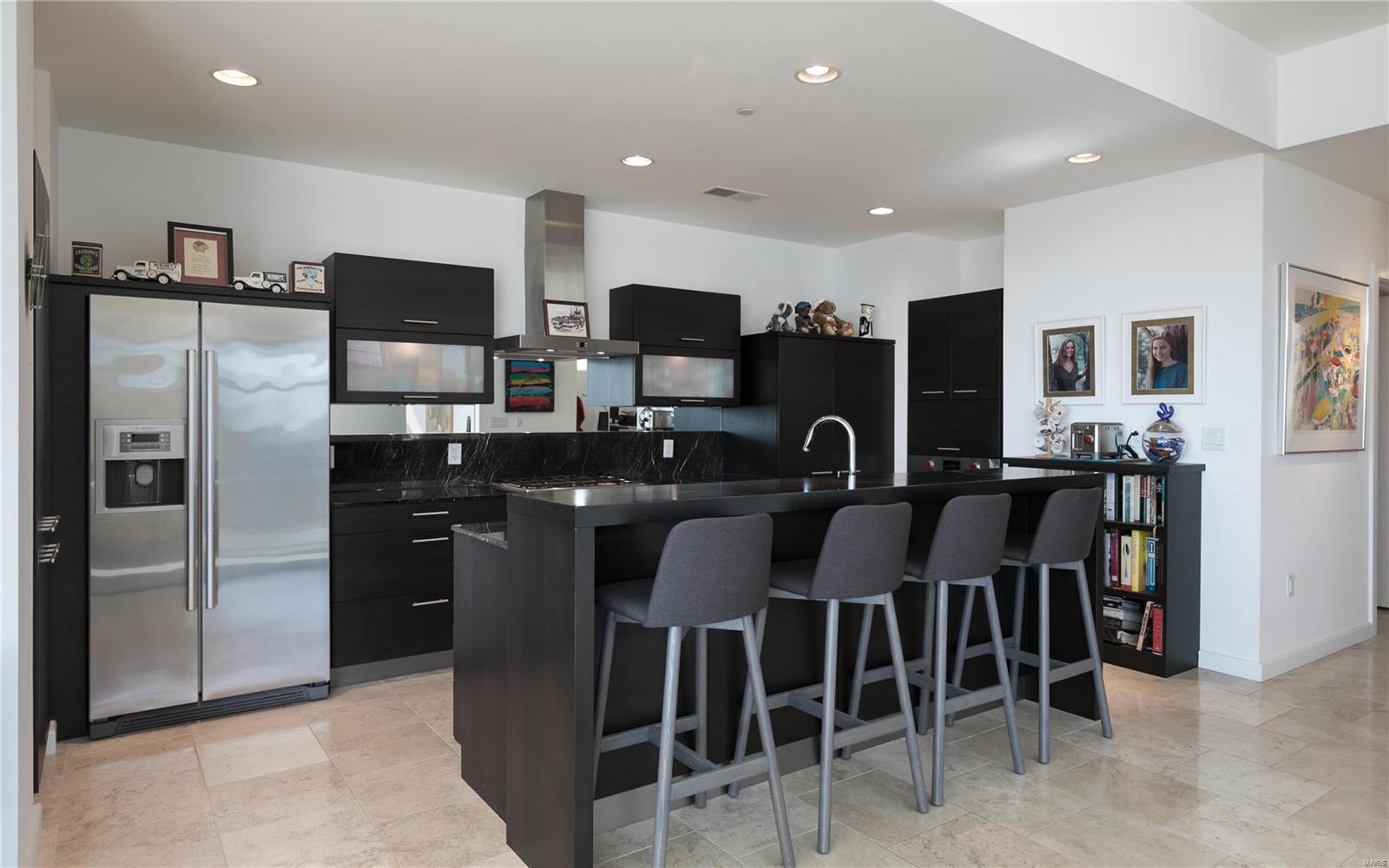 4545 LINDELL CONDOMINIUM - Residential