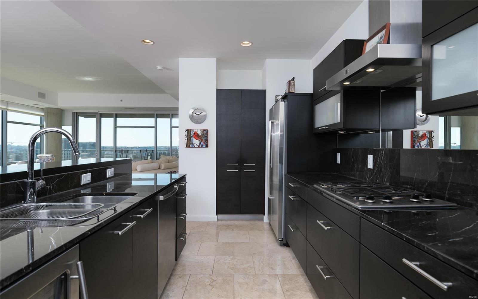 4545 LINDELL CONDOMINIUM - Residential