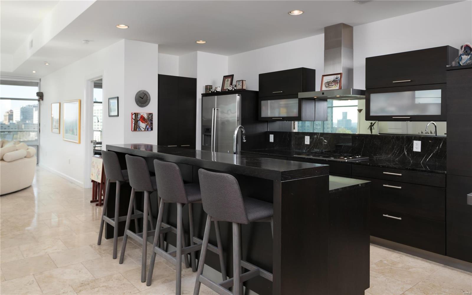 4545 LINDELL CONDOMINIUM - Residential